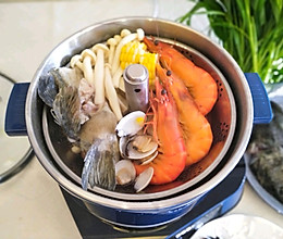 米汤海鲜火锅的做法