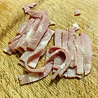 奶油蘑菇培根意面的做法图解4