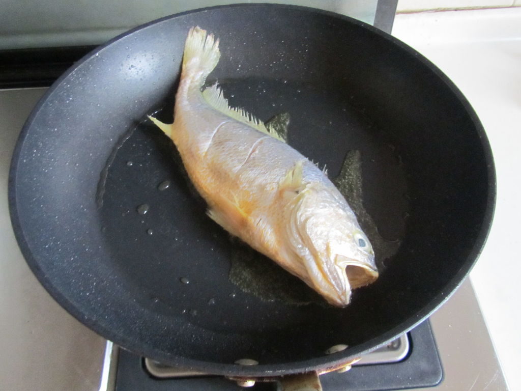 雪菜小黄鱼怎么做_雪菜小黄鱼的做法_豆果美食