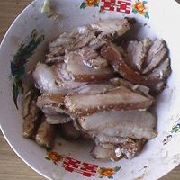 红薯扣香肉的做法图解5