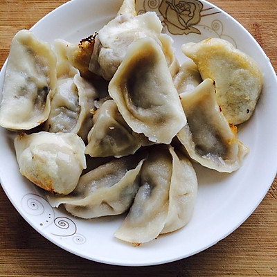 电饭煲煎饺子