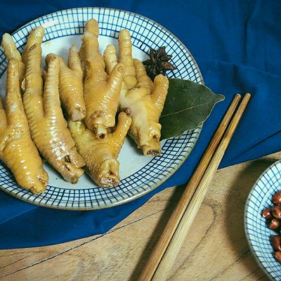 夏日小食-冰镇五香鸡爪