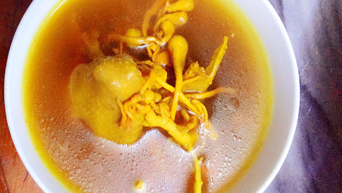 虫草花鸽子汤