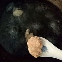 豌豆苗肉丸汤的做法图解5