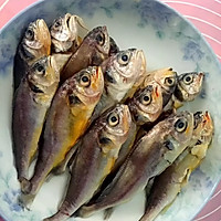 #肉食者联盟#焖酥鱼的做法图解1
