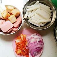 韩式-泡菜年糕锅的做法图解2