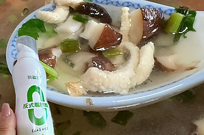 香菇鸡肉汤