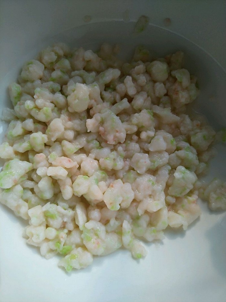 9+月宝宝辅食-粒粒虾的做法