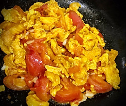 百吃不厌-西红柿炒鸡蛋的做法