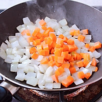新疆羊肉手抓饭的做法图解5
