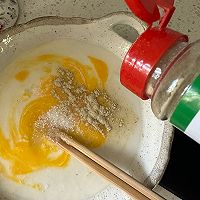 #夏日鲜味轻享健康#外酥里嫩的煎蚝烙  鲜美无比的做法图解4