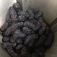 #餐桌上的春日限定#把春天留在脸庞——玫瑰桑葚膏的做法图解1