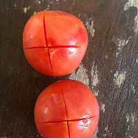 番茄菌菇巴沙鱼汤的做法图解3