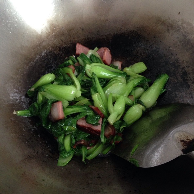 腊肉炒青菜的做法图解7