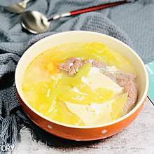 #多力金牌大厨带回家#白瓜豆腐咸蛋汤