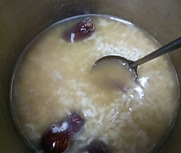 大米红枣粥的做法