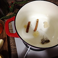 年夜饭的绝配酒饮——热红酒的做法图解3