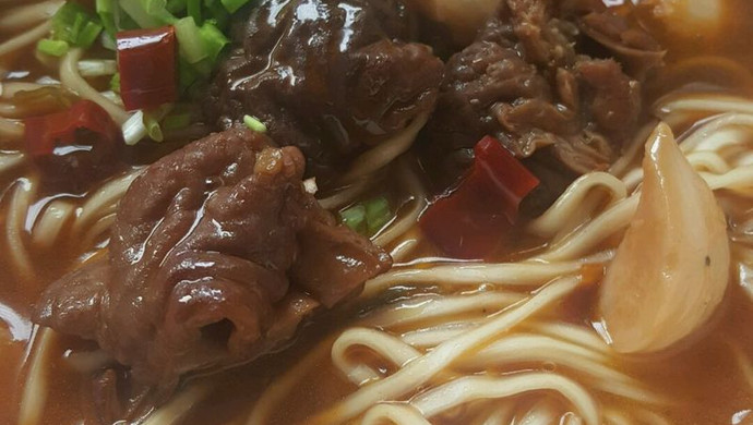 肥肠面