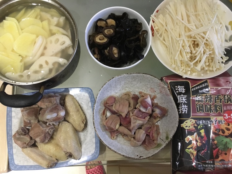 快手简易麻辣香锅的做法图解1