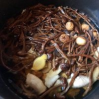 茶树菇鸡汤的做法图解7