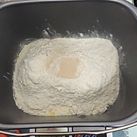 豆沙吐司#东菱魔法云面包机#的做法图解2