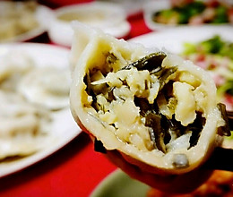 龙利鱼海带vs猪肉芹菜水饺的做法