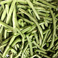 五花肉烩姜豆角的做法图解2