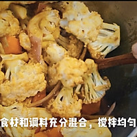 #美食视频挑战赛#美味蔬食｜咖喱酱烤花椰菜的做法图解2
