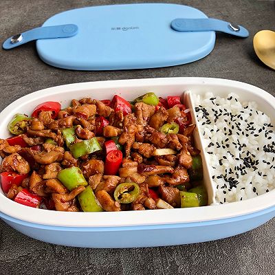 鸡腿肉也能做成好吃的减脂餐