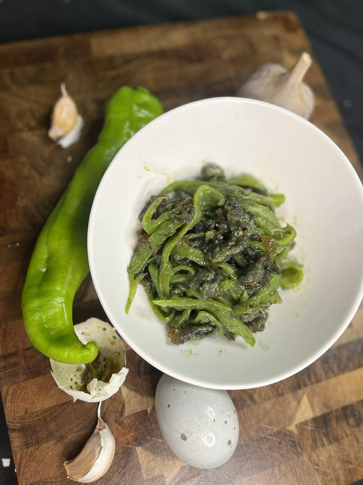 烧椒皮蛋到底是黑暗料理还是下饭神器？的做法