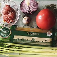 番茄肉酱意面的做法图解1