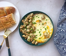 #换着花样吃早餐#香煎蘑菇焗鸡蛋的做法