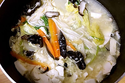酸辣白菜豆腐汤