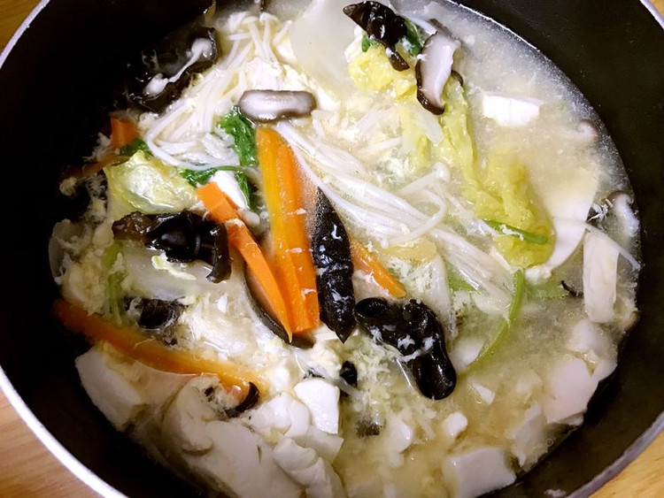 酸辣白菜豆腐汤的做法