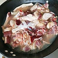 啤酒烧鸭的做法图解1