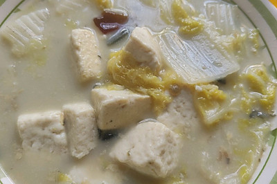 白菜皮蛋豆腐汤（减脂期可吃）