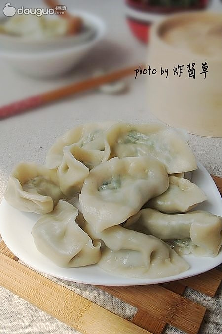 三鲜荠菜饺子的做法