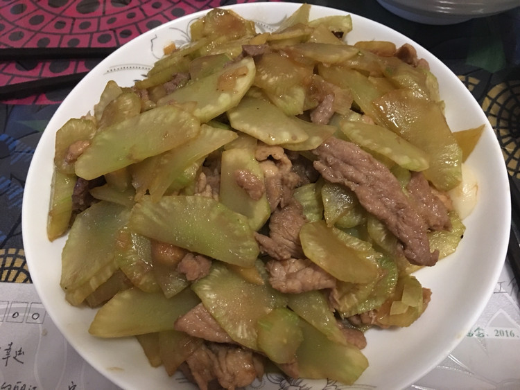 菜笋对肉的做法
