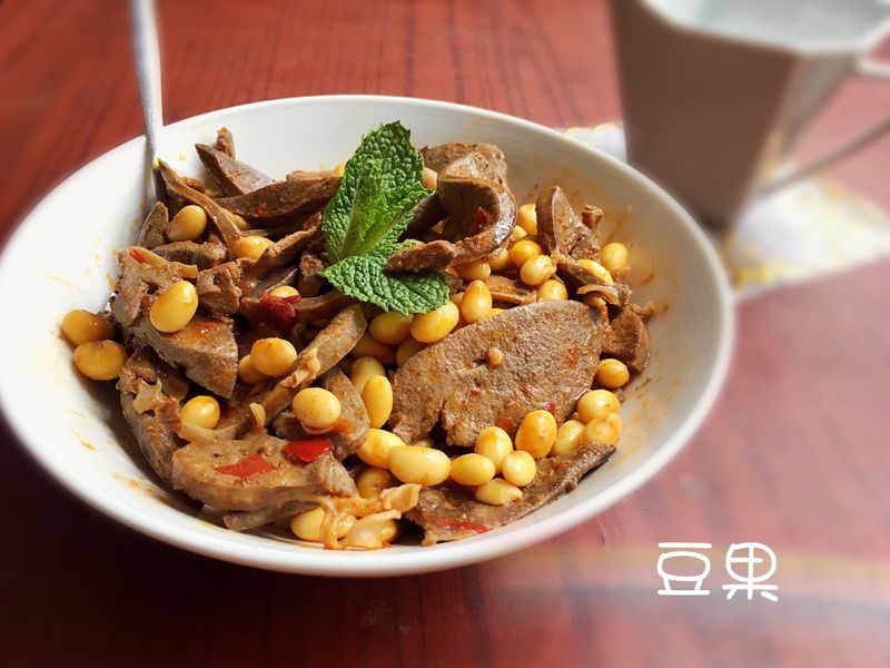 Pig liver with soybean