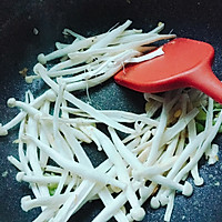 鸡蛋白玉菇的做法图解4