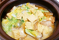 白菜炖冻豆腐五花肉的做法