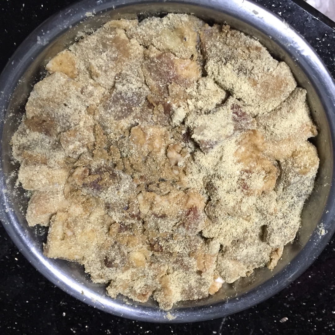 粉蒸肉的做法图解5