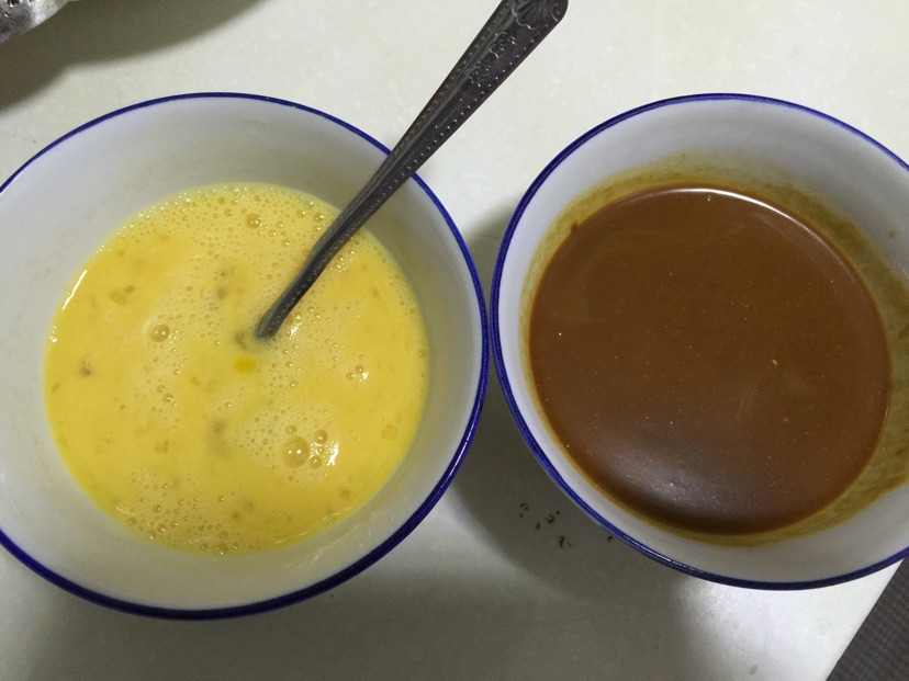 美味鸡蛋酱的做法图解1
