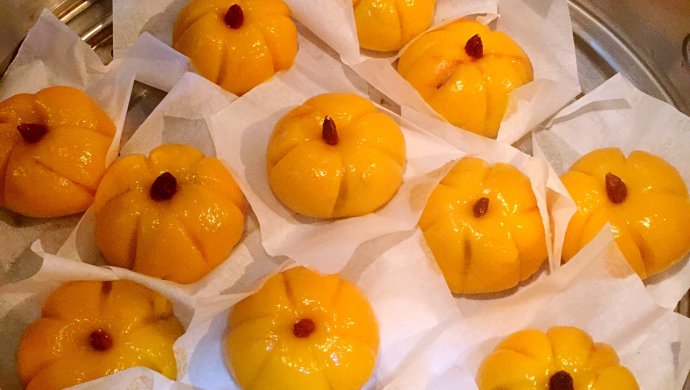 南瓜豆沙包