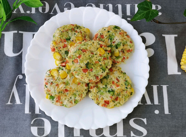 蔬菜鸡胸肉饼的做法