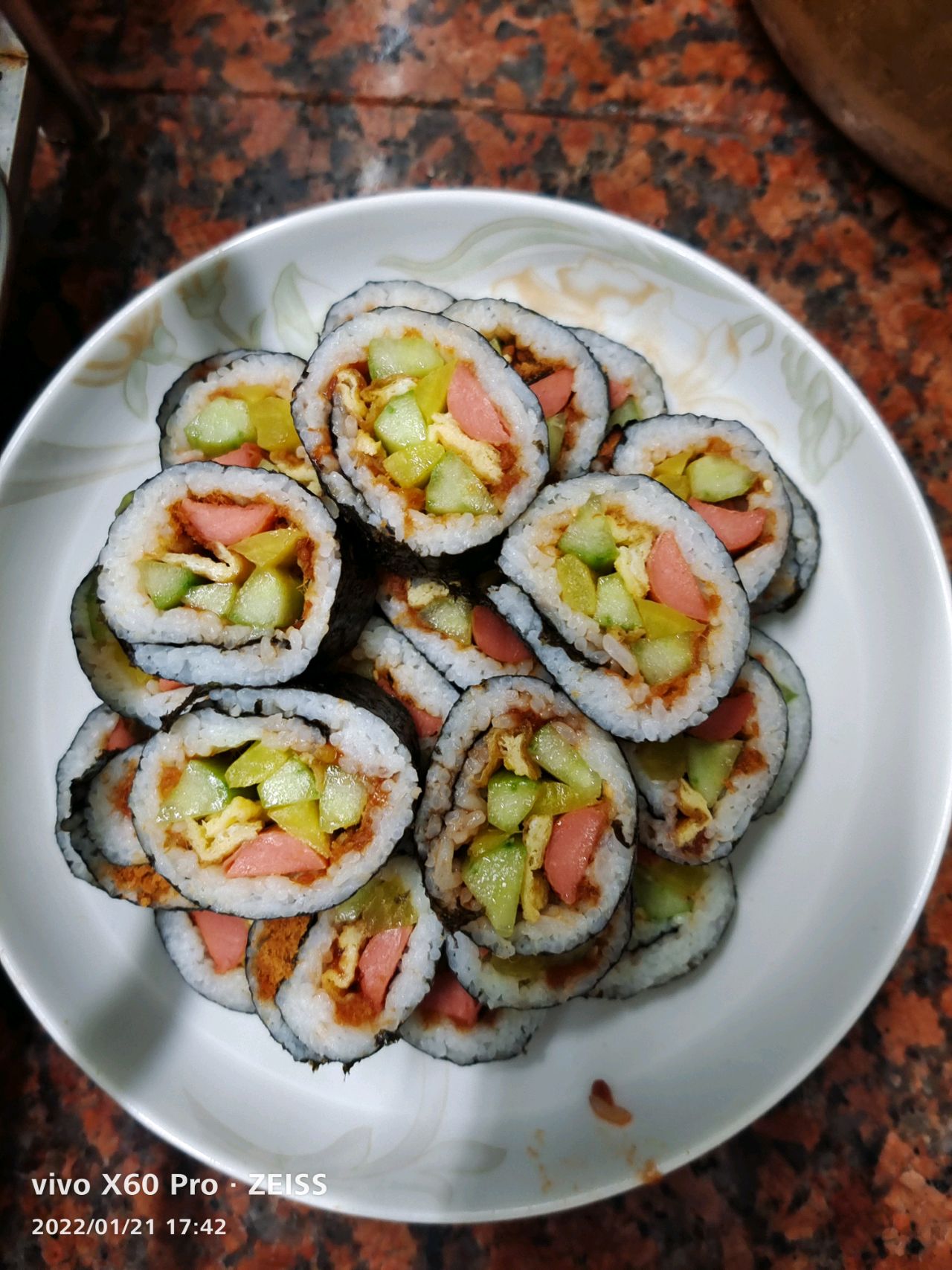 自制寿司怎么做_自制寿司的做法视频_豆果美食