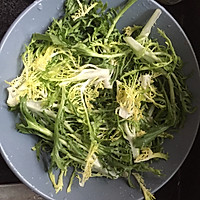 海鲜沙拉的做法图解1