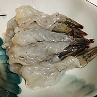 小朋友最爱的炸虾排的做法图解1