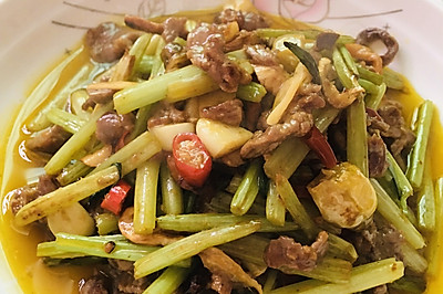 懒人炒菜牛肉炒芹菜