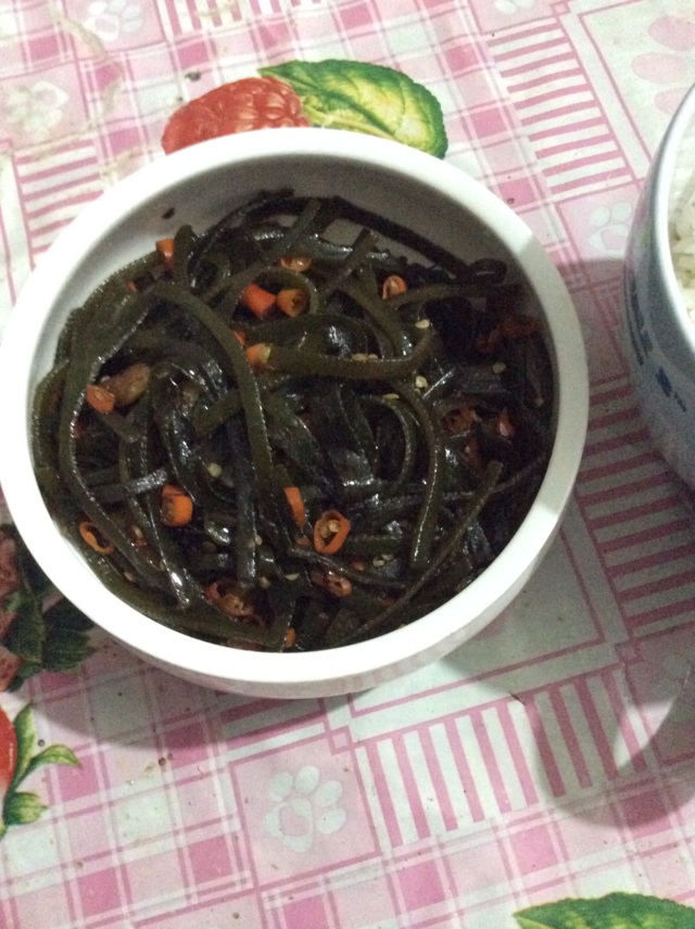 香辣海带的做法图解2